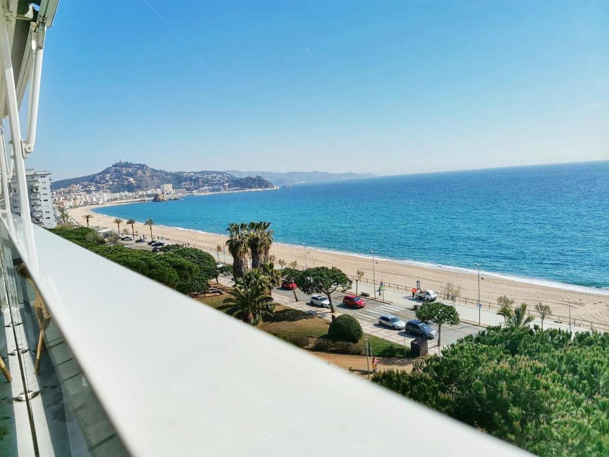 Seafront Apartment In Blanes Exterior foto